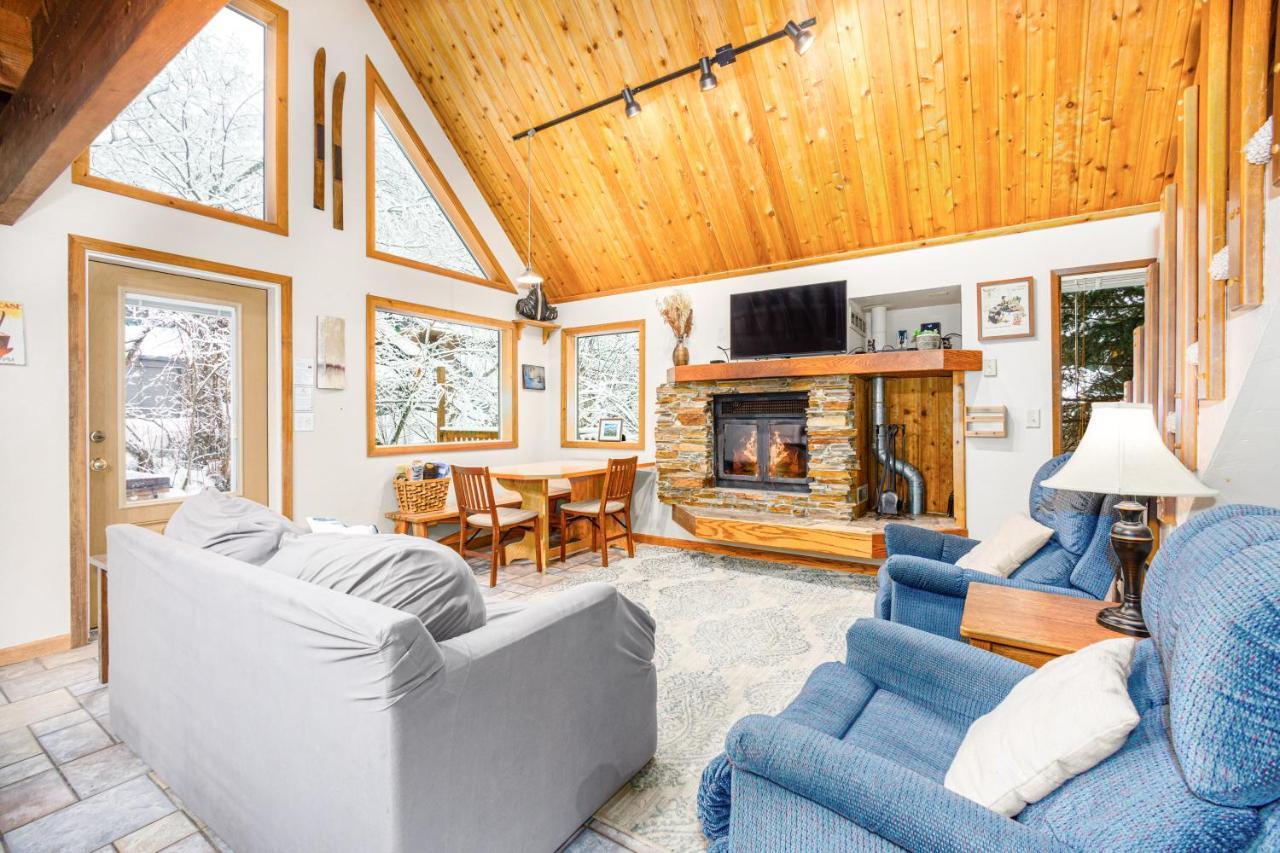 Snowbird #5 Chalet Girdwood